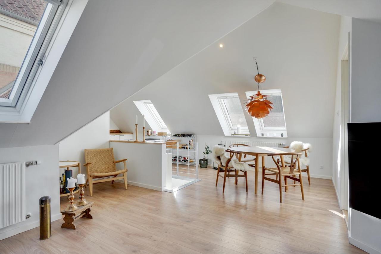 Bath Tub Penthouse In The City Aalborg Luaran gambar