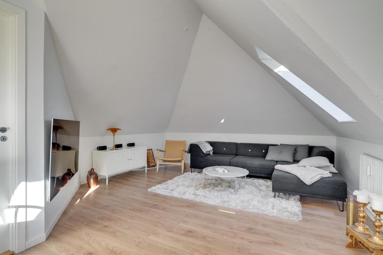 Bath Tub Penthouse In The City Aalborg Luaran gambar
