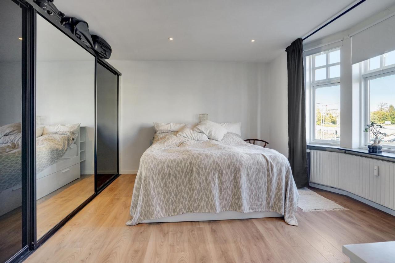 Bath Tub Penthouse In The City Aalborg Luaran gambar