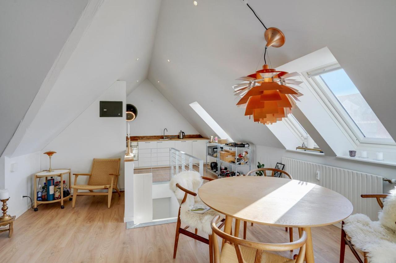 Bath Tub Penthouse In The City Aalborg Luaran gambar